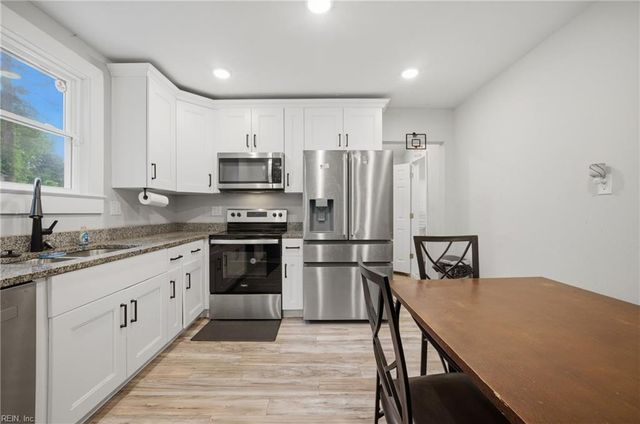 907 McKinley AVE, Suffolk, VA 23434