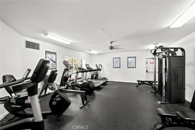 2512 E Willow Street 205, Signal Hill, CA 90755