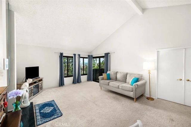 2512 E Willow Street 205, Signal Hill, CA 90755