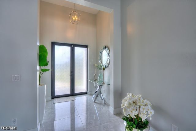 225 NW 1st ST, Cape Coral, FL 33993