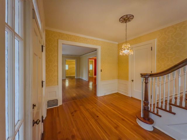 400 Fairfax Dr, Little Rock, AR 72205