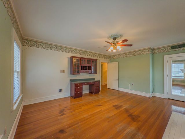 400 Fairfax Dr, Little Rock, AR 72205