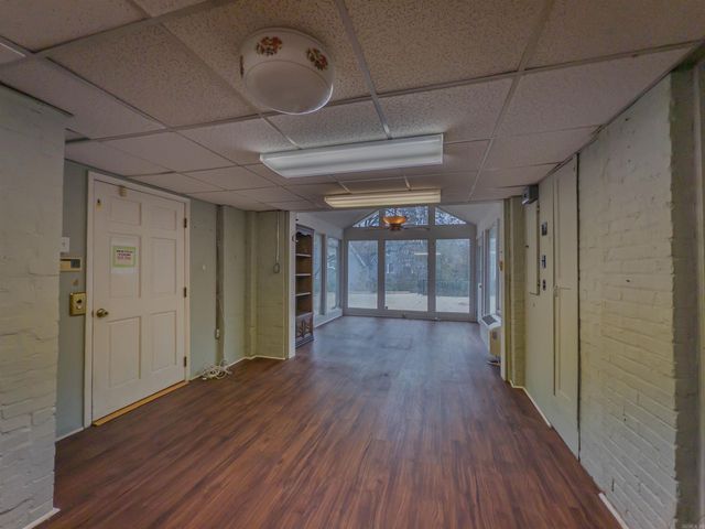 400 Fairfax Dr, Little Rock, AR 72205