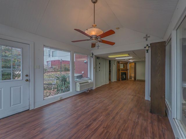 400 Fairfax Dr, Little Rock, AR 72205