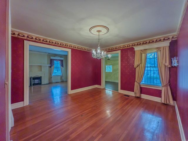 400 Fairfax Dr, Little Rock, AR 72205