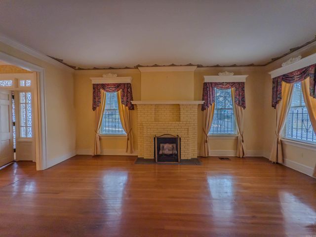 400 Fairfax Dr, Little Rock, AR 72205