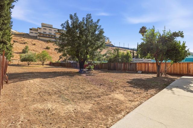 330 Senter Road, San Jose, CA 95111