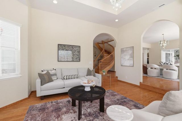 330 Senter Road, San Jose, CA 95111
