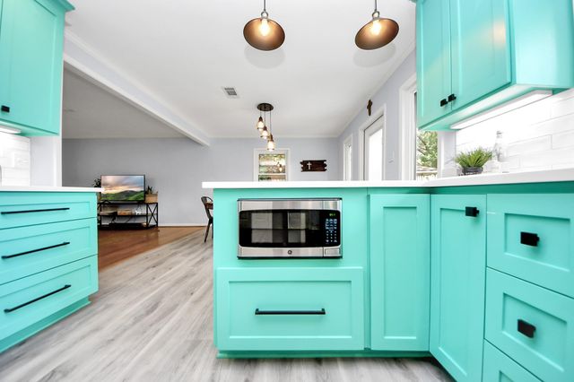 205 Cedar Lane, El Lago, TX 77586