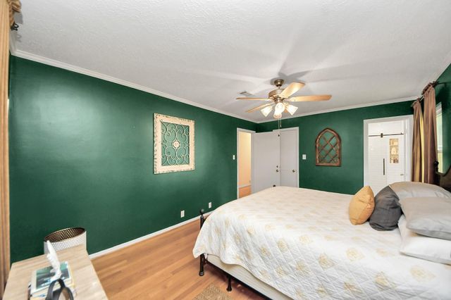 205 Cedar Lane, El Lago, TX 77586