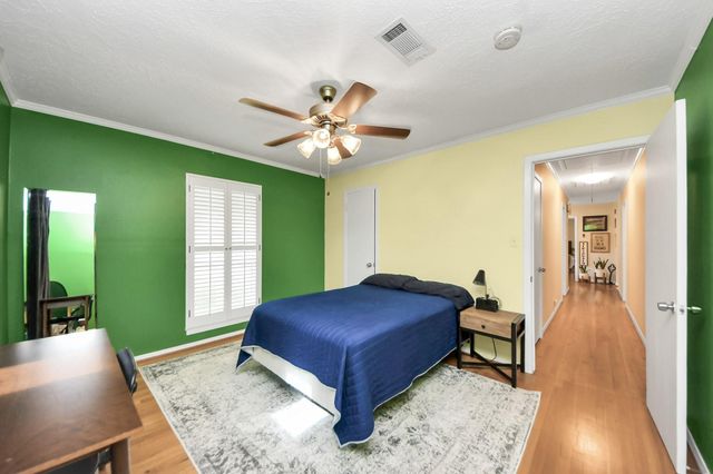 205 Cedar Lane, El Lago, TX 77586