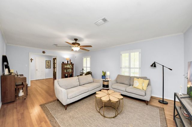 205 Cedar Lane, El Lago, TX 77586