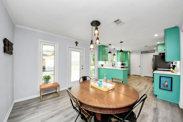 205 Cedar Lane, El Lago, TX 77586