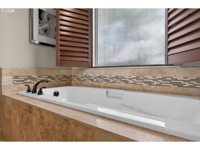 2003 Nw 17TH St, Battle Ground, WA 98604