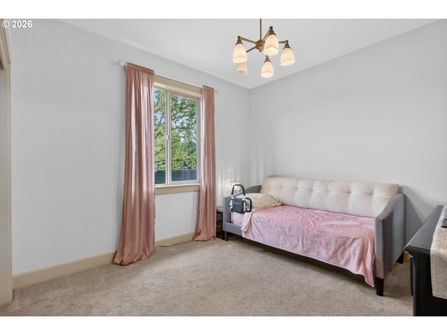 2003 Nw 17TH St, Battle Ground, WA 98604