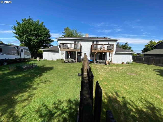 1725 Se BLAIRMONT Dr, Vancouver, WA 98683