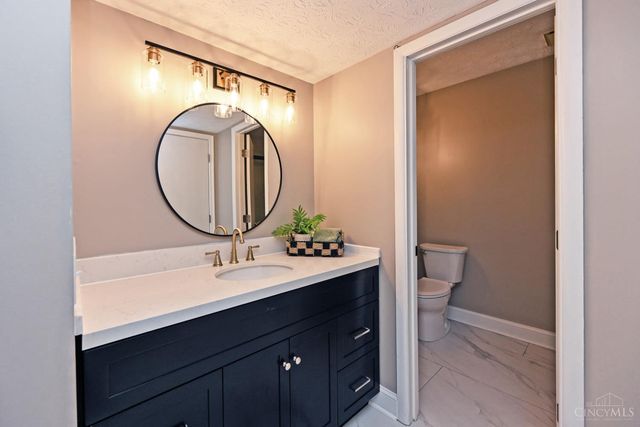 8335 Summerbridge Way, West Chester, OH 45069