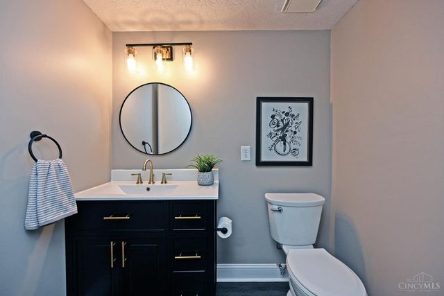 8335 Summerbridge Way, West Chester, OH 45069