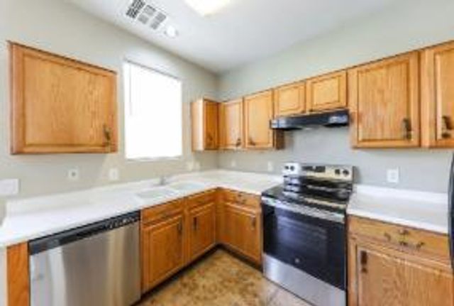 427 N 66th Drive, Phoenix, AZ 85043