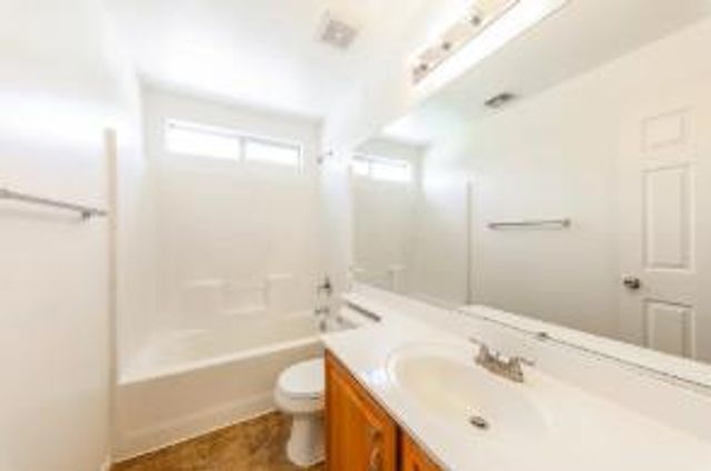 427 N 66th Drive, Phoenix, AZ 85043