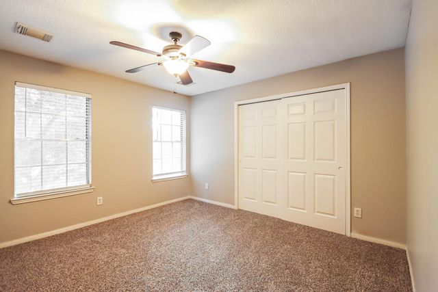 18222 Noble Forest Drive, Humble, TX 77346