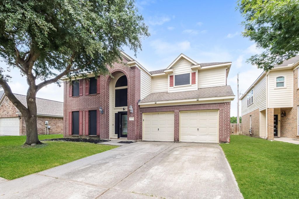 18222 Noble Forest Drive, Humble, TX 77346