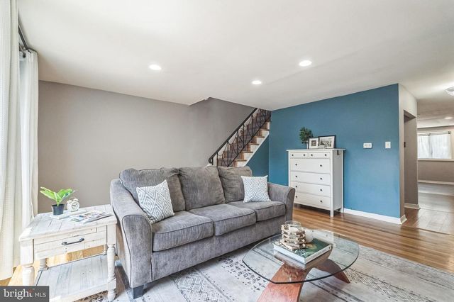7448 HILL RD, Philadelphia, PA 19128
