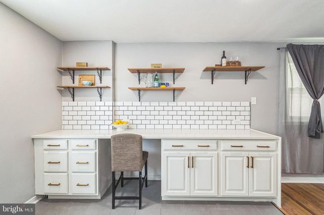 7448 HILL RD, Philadelphia, PA 19128