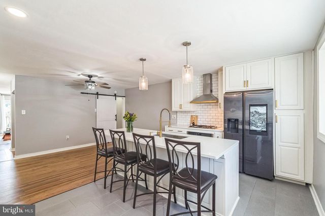 7448 HILL RD, Philadelphia, PA 19128