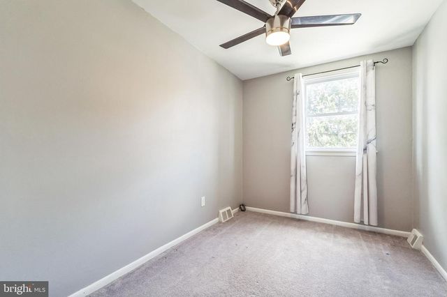 7448 HILL RD, Philadelphia, PA 19128