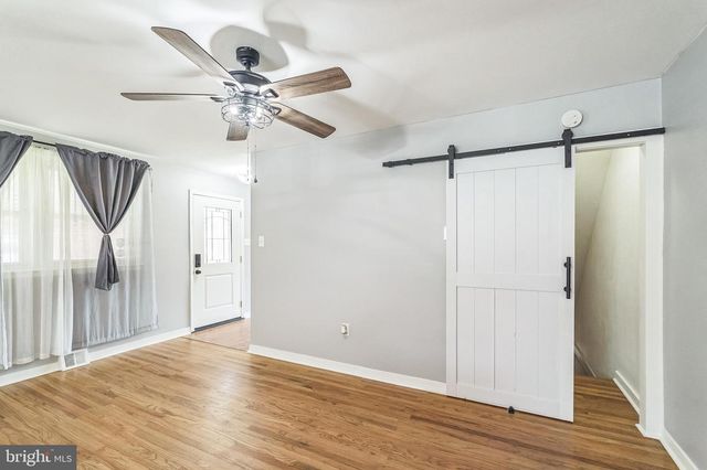 7448 HILL RD, Philadelphia, PA 19128