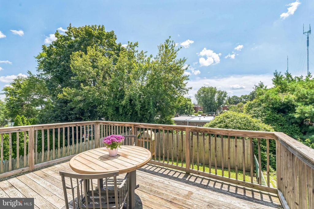 7448 HILL RD, Philadelphia, PA 19128