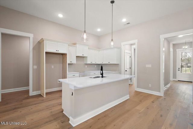 292 Wells Drive, Hernando, MS 38632