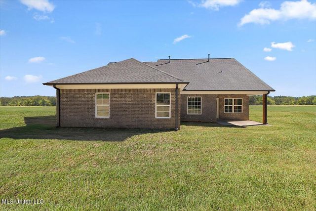 292 Wells Drive, Hernando, MS 38632