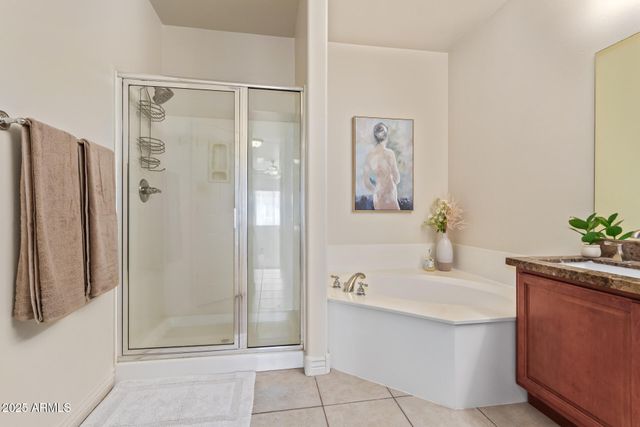 5450 E DEER VALLEY Drive 4199, Phoenix, AZ 85054