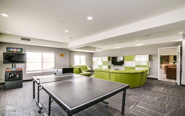 5450 E DEER VALLEY Drive 4199, Phoenix, AZ 85054