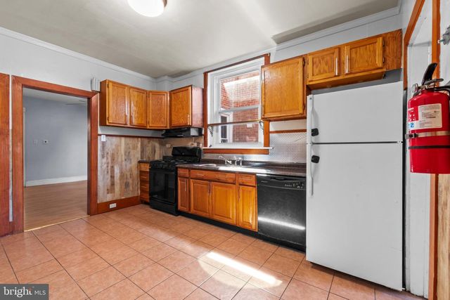 1445 WILLOW ST, Norristown, PA 19401