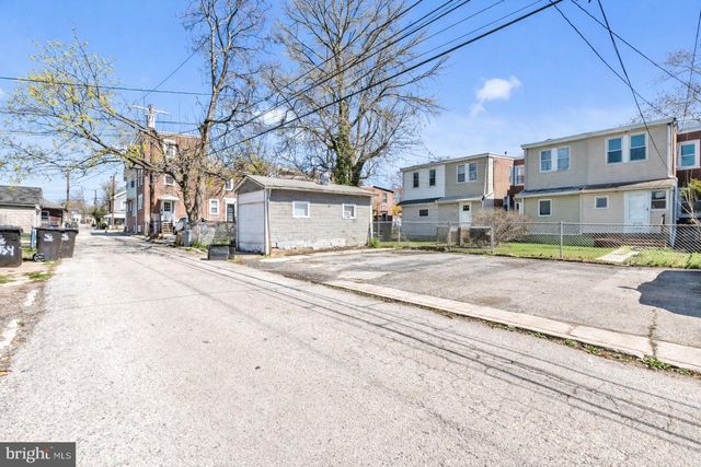 1445 WILLOW ST, Norristown, PA 19401