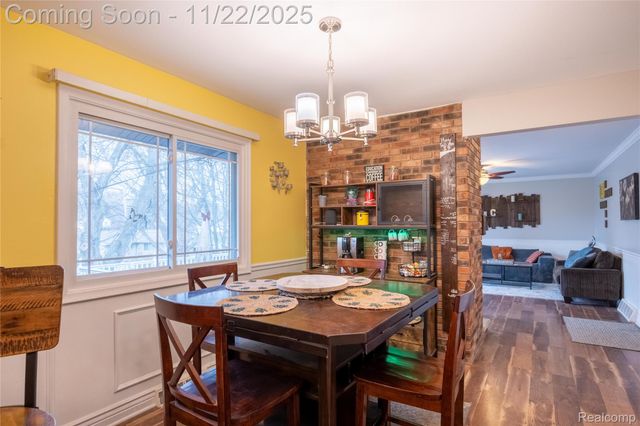 5333 Waterford Road, Independence Charter Township, MI 48346