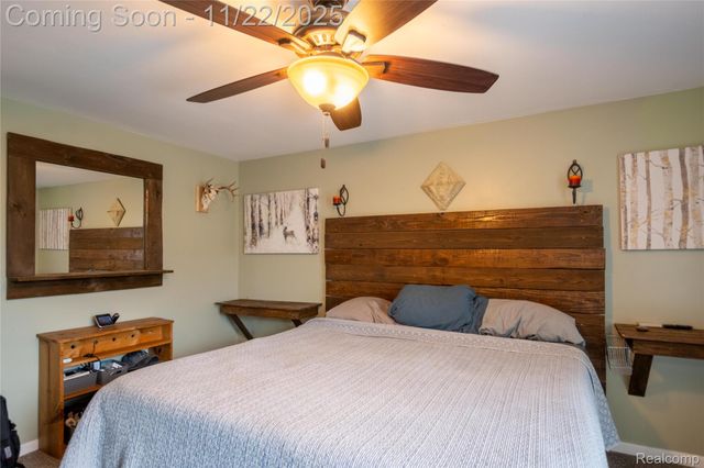 5333 Waterford Road, Independence Charter Township, MI 48346