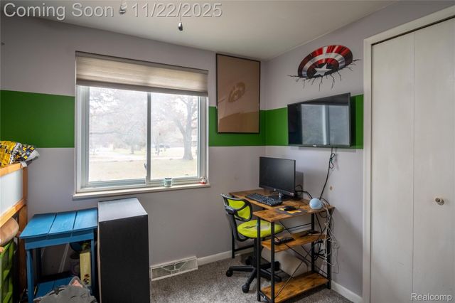 5333 Waterford Road, Independence Charter Township, MI 48346