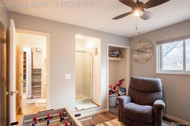 5333 Waterford Road, Independence Charter Township, MI 48346