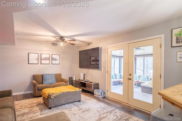 5333 Waterford Road, Independence Charter Township, MI 48346