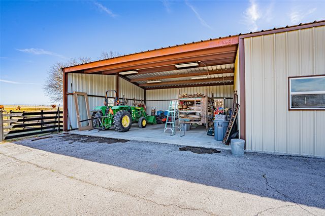 3250 Neri Road, Granbury, TX 76048