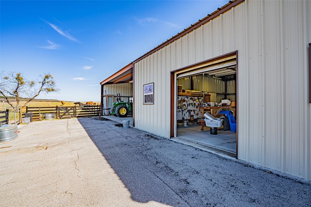 3250 Neri Road, Granbury, TX 76048