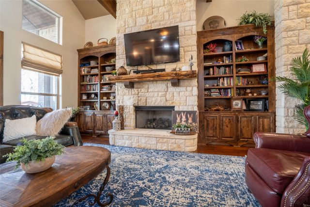 3250 Neri Road, Granbury, TX 76048