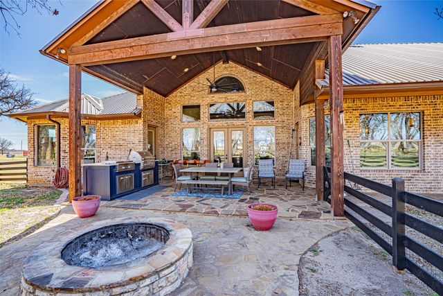 3250 Neri Road, Granbury, TX 76048
