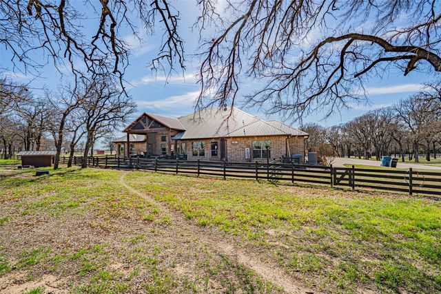 3250 Neri Road, Granbury, TX 76048
