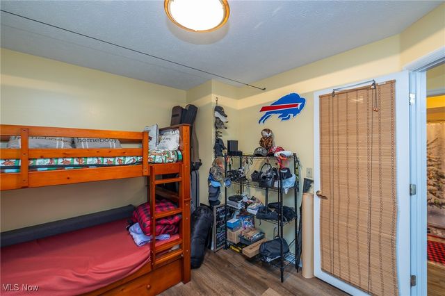 31 Vista Circle, North Olmsted, OH 44070