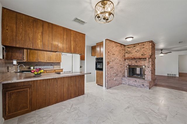 5020 County Road 605, Burleson, TX 76028